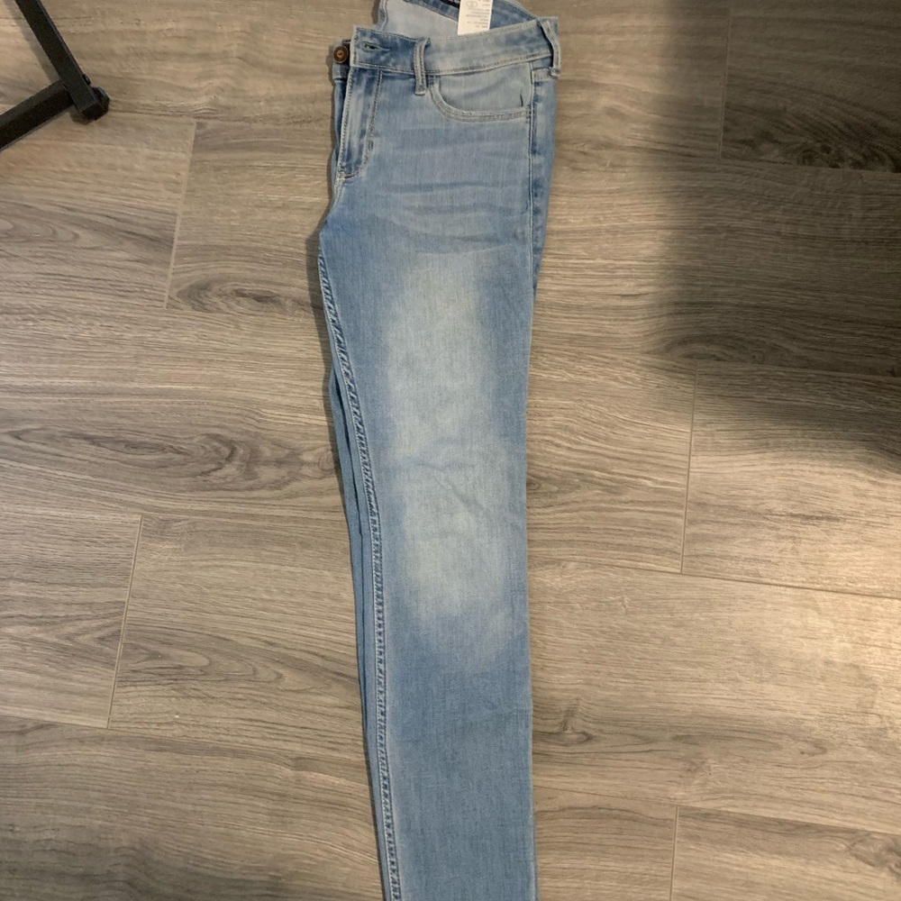 Hollister skinny jeans